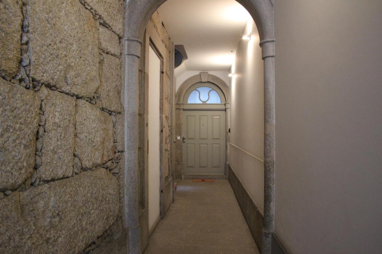 Practical And Comfortable Apartment With Garden Porto Kültér fotó