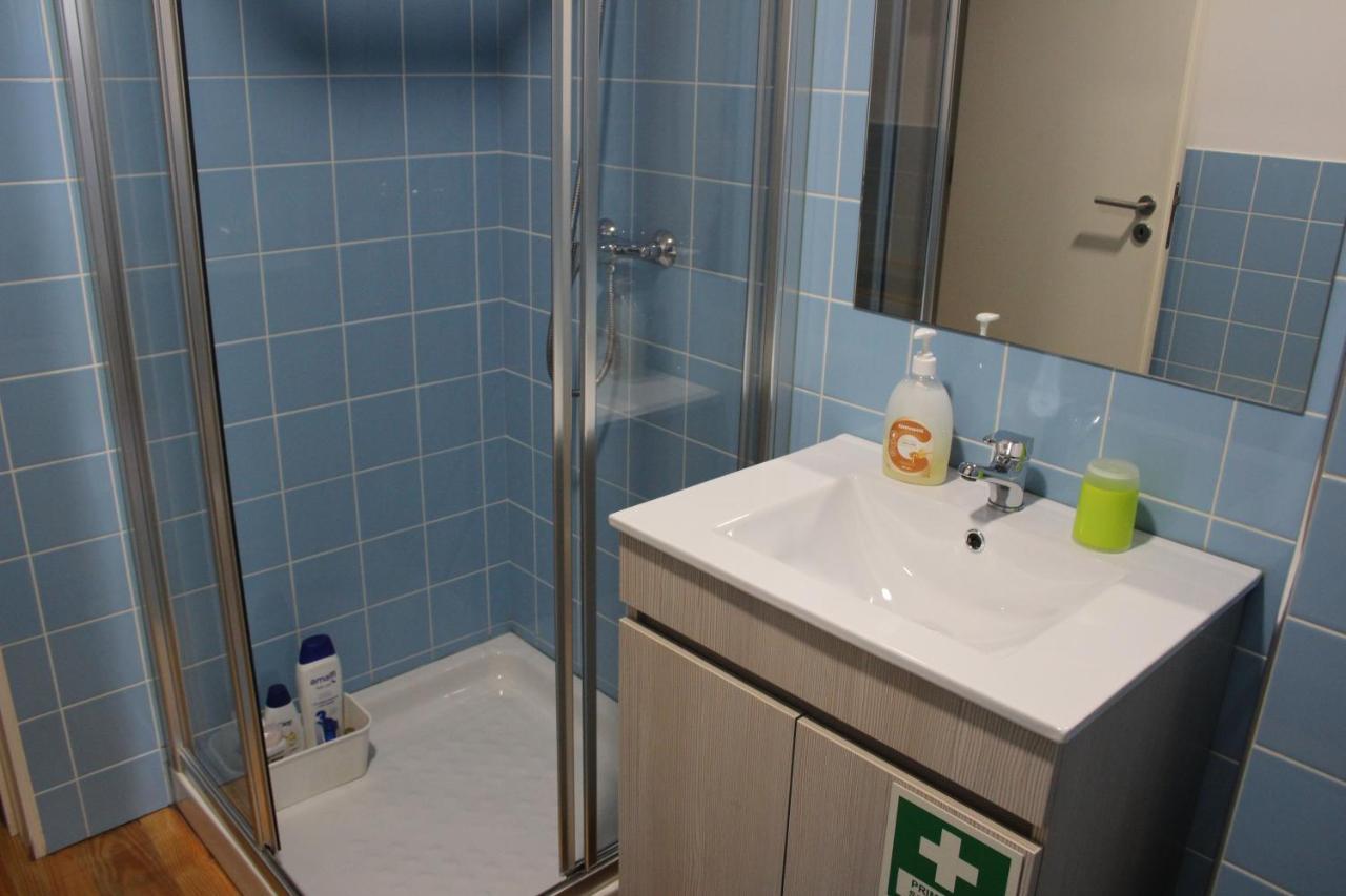 Practical And Comfortable Apartment With Garden Porto Kültér fotó